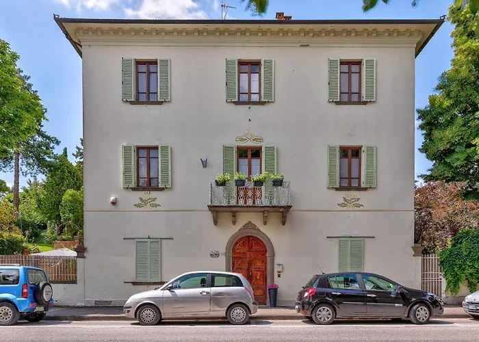 Letizia フォイアーノ・デッラ・キアーナ